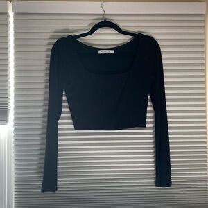Parallel Apparel cropped black square neck long sleeve - size medium